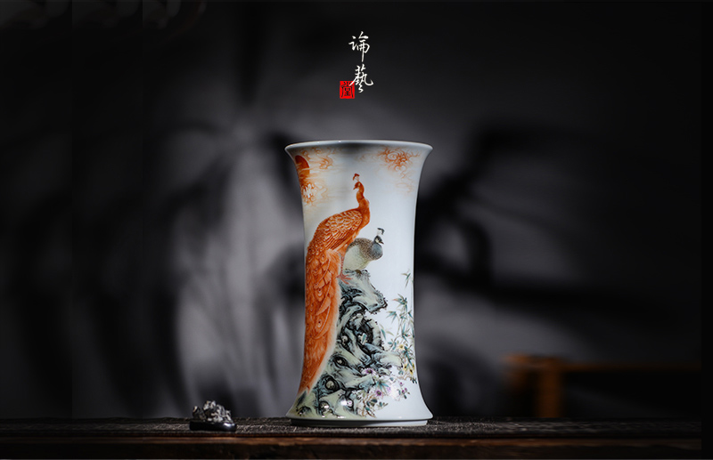 礬紅粉彩《雙雀朝陽》花插